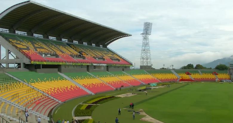 τεχνητό γήπεδο ποδοσφαίρου